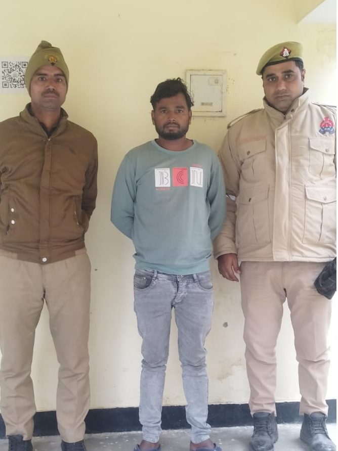 रामगढ पुलिस टीम द्वारा 1 अभियुक्त को 1066 ग्राम चरस सहित किया गिरफ्तार