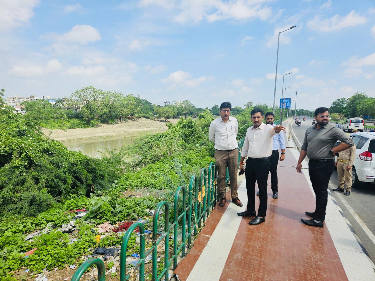 कुकरैल नदी के दोनों किनारों पर विकसित किये जाएंगे पाथ-वे एवं वन