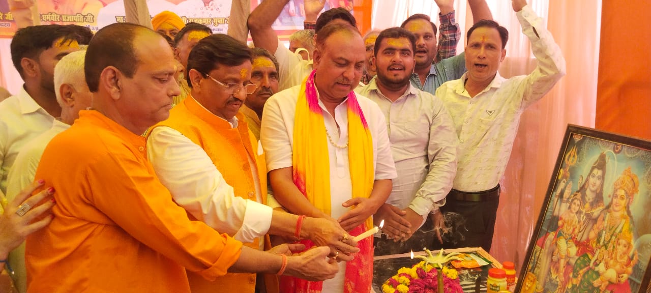 हर हर महादेव और बम बम भोले के आकाशी जयकारों के साथ बल्केश्वर महादेव का विशाल मेला हुआ शुरू