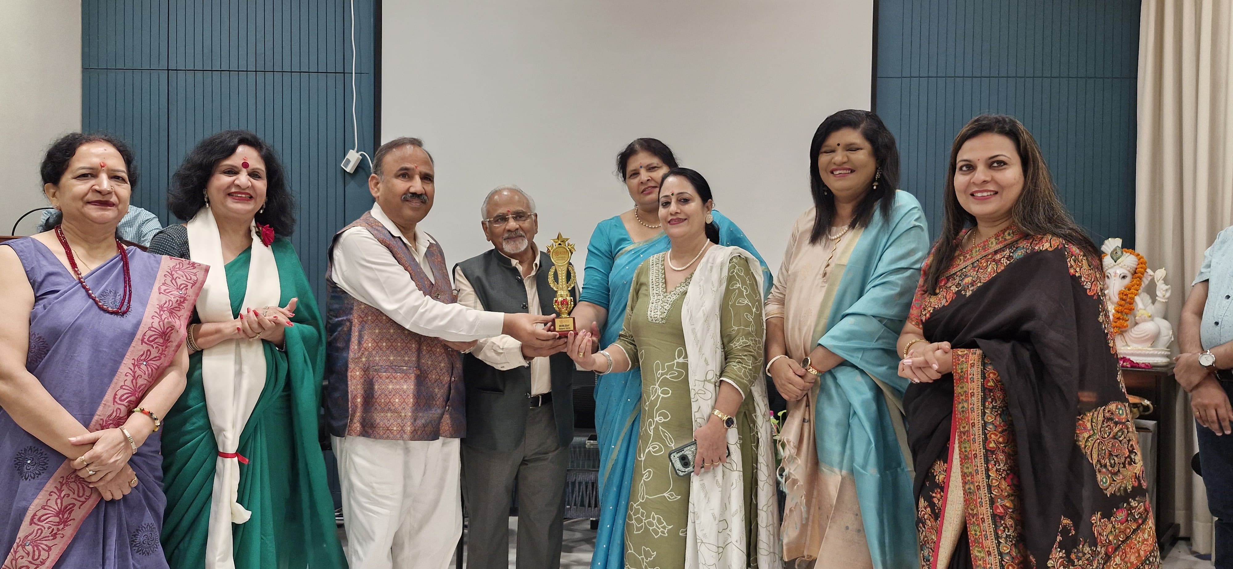 देश में पहली बार भावनात्मक शिक्षा पर राष्ट्रीय स्तर की कार्यशाला, फीलिंग माइंड्स द्वारा “फील सील” ओरिएंटेशन एवं हेमा फाउंडेशन सम्मान समारोह का भव्य आयोजन