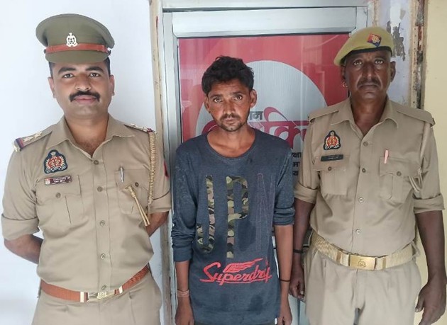 शिकोहाबाद पुलिस द्वारा अवैध गांजा 385 ग्राम व चोरी का सामान के साथ अभियुक्त को किया गिरफ्तार