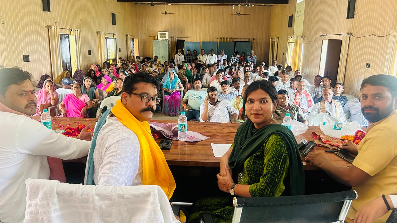 बल्देव ब्लॉक मे किसानों ने सुना पीएम का संवाद कार्यक्रम का सीधा प्रसारण, किसानों के खाते में पहुंची सम्मान निधि की 20वीं किस्त