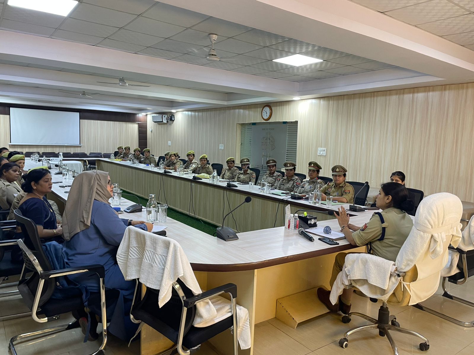 महिला सेल व थानों की महिला पुलिस कर्मियों का प्रशिक्षण कार्यक्रम आयोजित