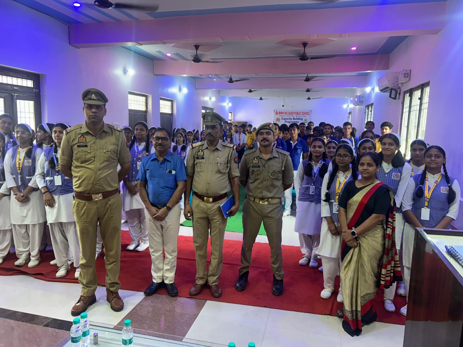 थाना साइबर अपराध पुलिस टीम द्वारा जागरूकता कार्यक्रम सतर्कता की ओर एक कदम किया आयोजित