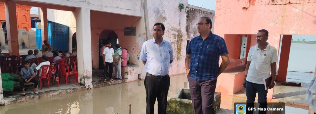 एडीएम ने बाढ़ प्रभावित क्षेत्रों का किया निरीक्षण
