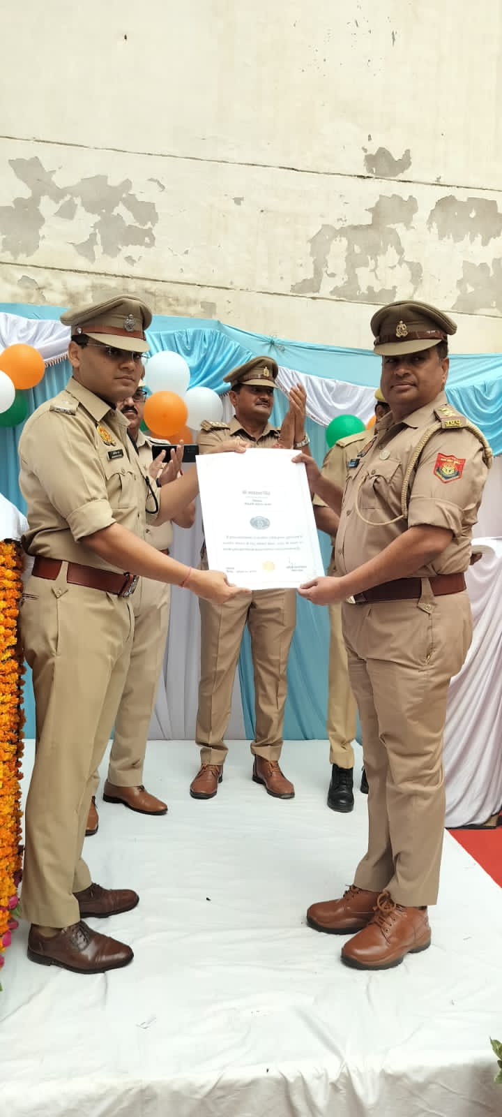 79 वें स्वतंत्रता दिवस के अवसर पर जीआरपी पुलिस लाइन में एसपी रेलवे ने किया ध्वजारोहण
