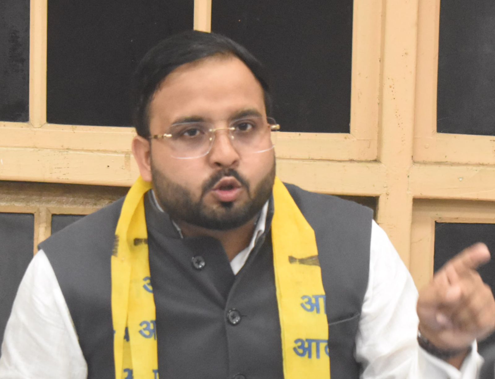 योगी सरकार की भर्ती प्रक्रिया में महाघोटाला – बेरोज़गारों के भविष्य से किया गया खिलवाड़: वंशराज दुबे