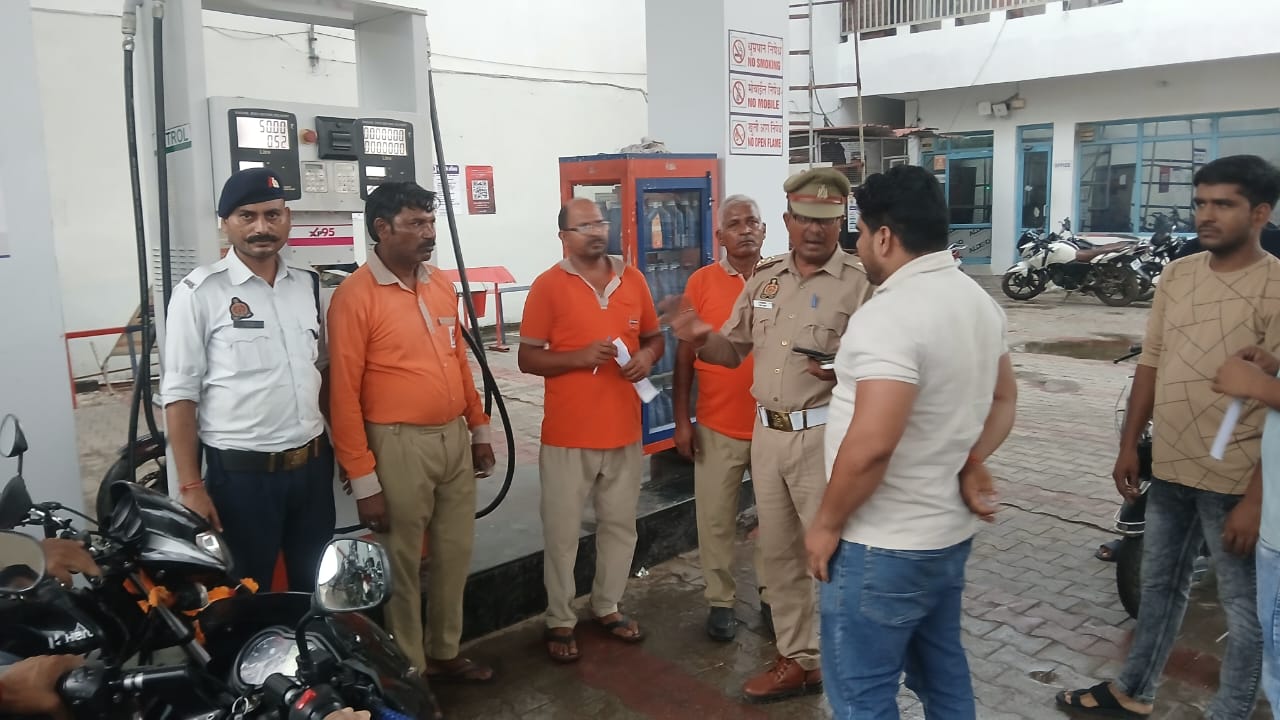 सड़क सुरक्षा अभियान – नो हेलमेट, नो पेट्रोल