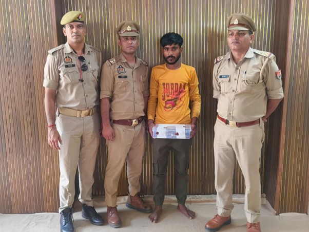 थाना उत्तर पुलिस द्वारा गैंगस्टर के वांछित अभियुक्त आशीष को चैकिंग के दौरान किया गिरफ्तार