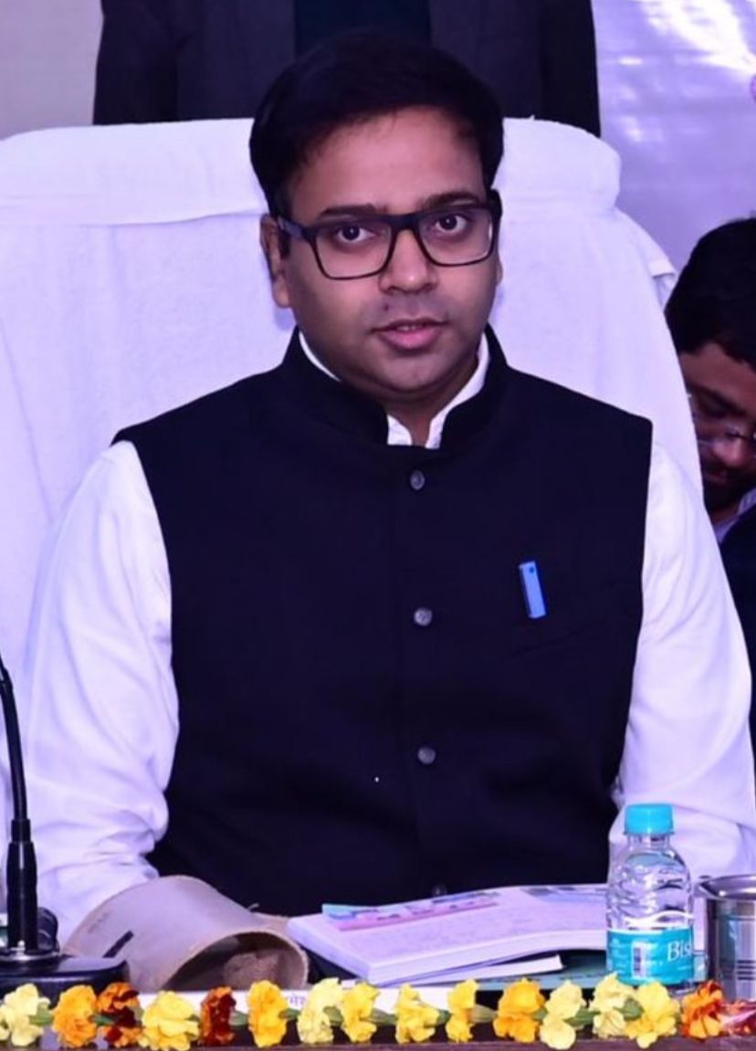 आश्रम विहीन गरीब दिव्यागों को 1240 आवास और निराश्रित गरीव महिलाओं को 9 मुख्यमंत्री आवास देने का सराहनीय कार्य प्रशासन द्वारा किया