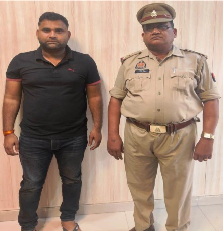मक्खनपुर पुलिस टीम द्वारा हुई 1.5-2 करोड़ रुपए रुपए की लूट गयी धनराशि में से 05 लाख रुपए की बरामदगी सहित किया गिरफ्तार