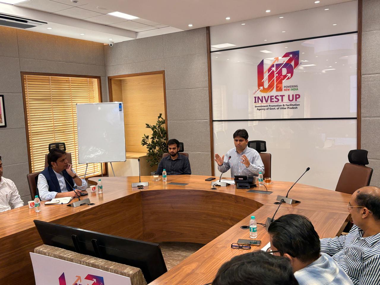 इन्वेस्ट यूपी की बैठक में उद्योग संगठनों ने जीएसटी 2.0 सुधारों के लिए प्रधानमंत्री मोदी का आभार जताया