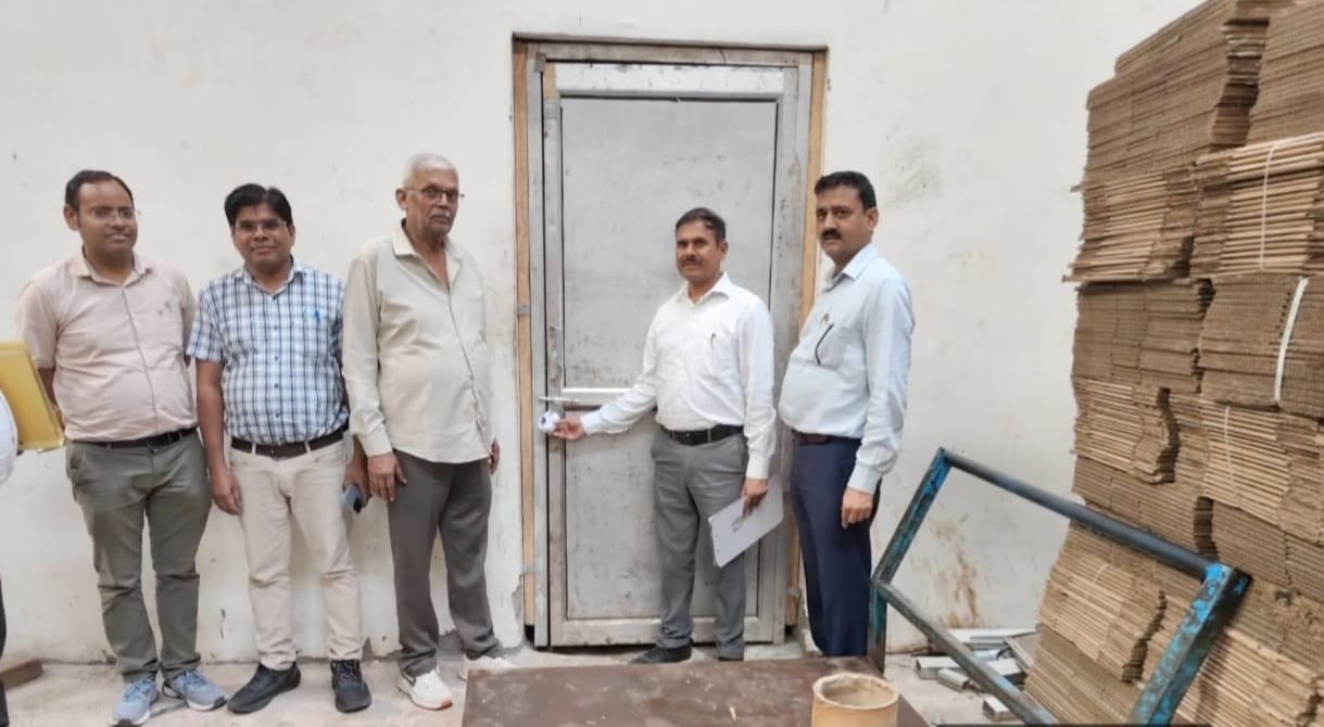 दिपावली पर्व को लेकर खाद्य सुरक्षा एवं औषधि विभाग ने खाद्य पदार्थों के भरे नमूने