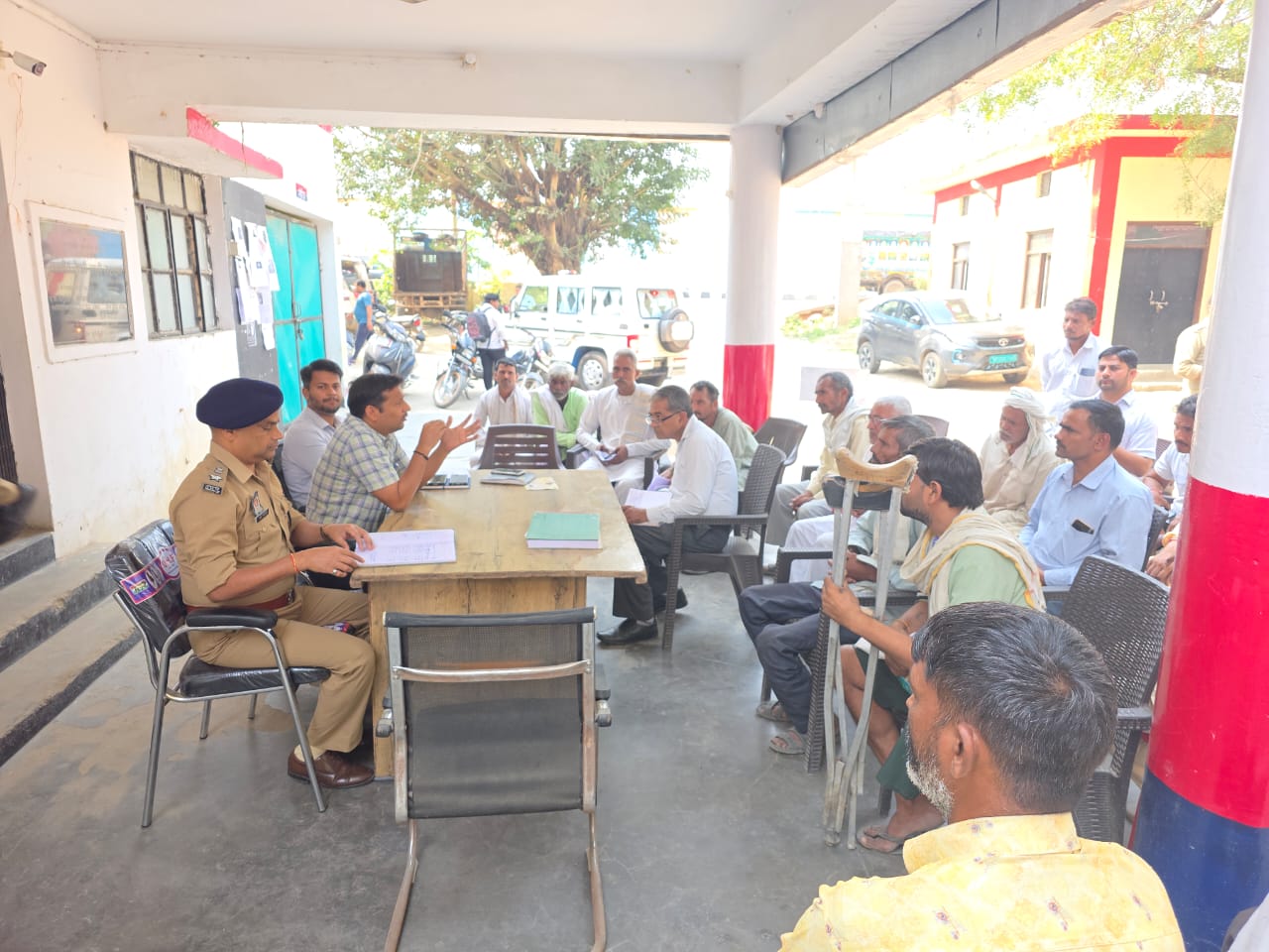 थाना दिवस में एसपी ग्रामीण सुरेश चंद्र रावत ने की जनसुनवाई