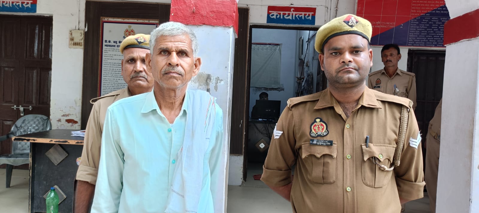 एका पुलिस टीम द्वारा हत्या के प्रयास में वाँछित अभियुक्त महेशचन्द्र को किया गिरफ्तार