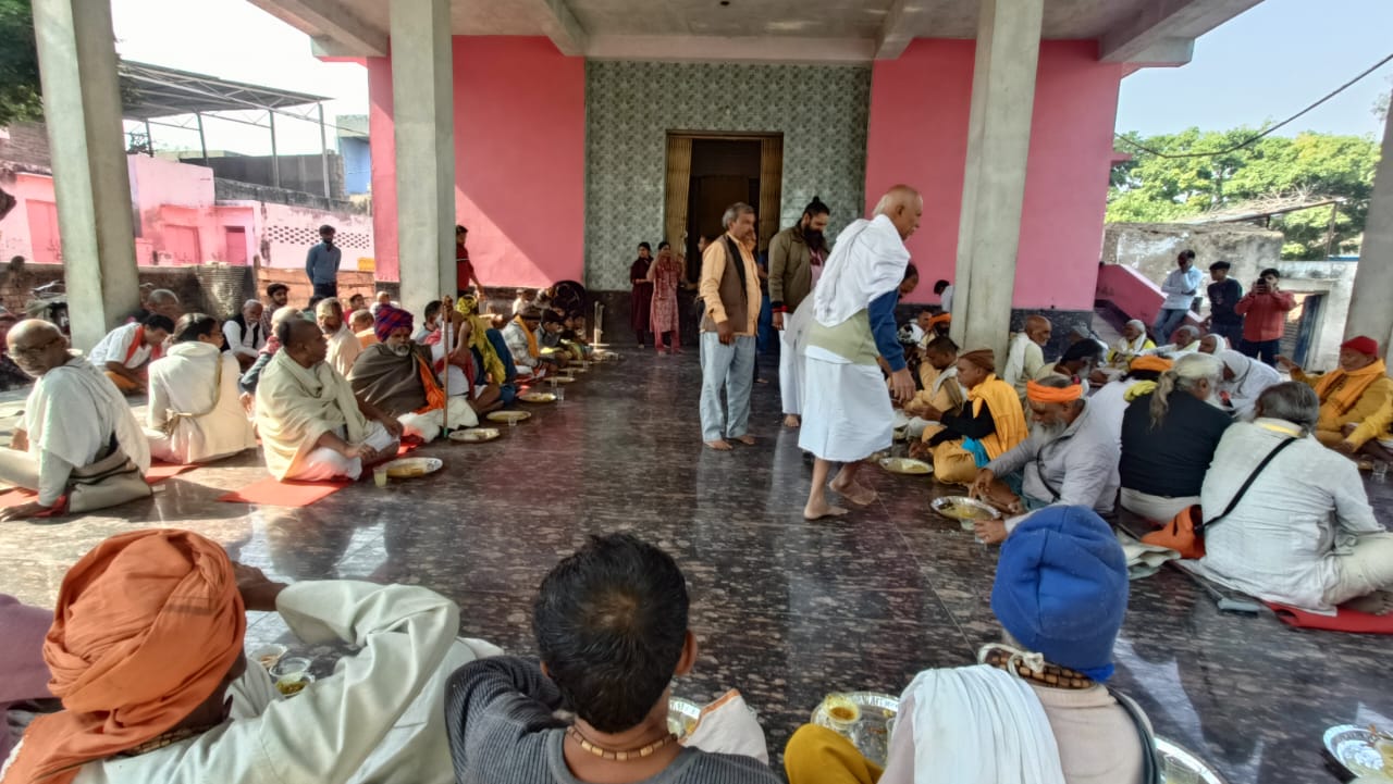 हरिमोहन दास जी महाराज की पुण्यतिथि पर भंडारे का आयोजन