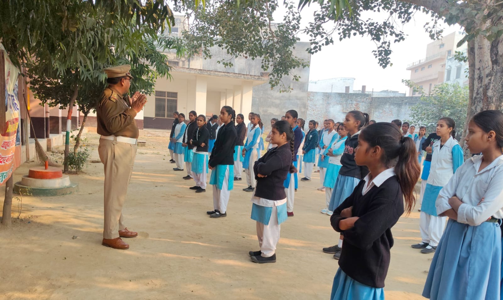 यातायात माह जागरुकता अभियान के अन्तर्गत यातायात पुलिस टीम द्वारा थाना उत्तर में चलाया गया जागरुकता अभियान