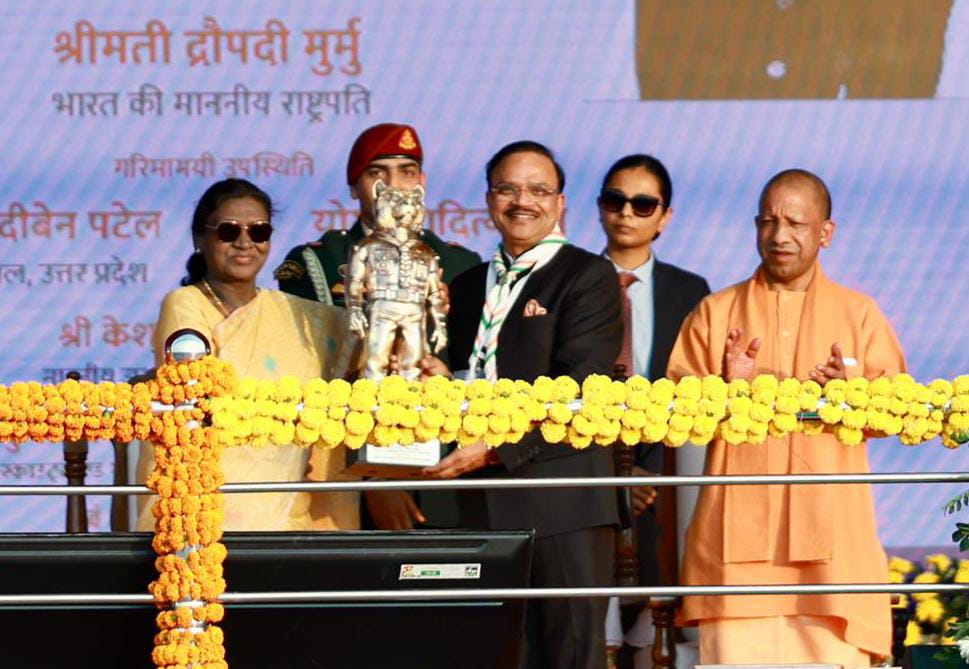 एक सशक्त व्यक्ति अनेक सशक्त व समृद्ध व्यक्तियों का कर सकता है निर्माण: राष्ट्रपति