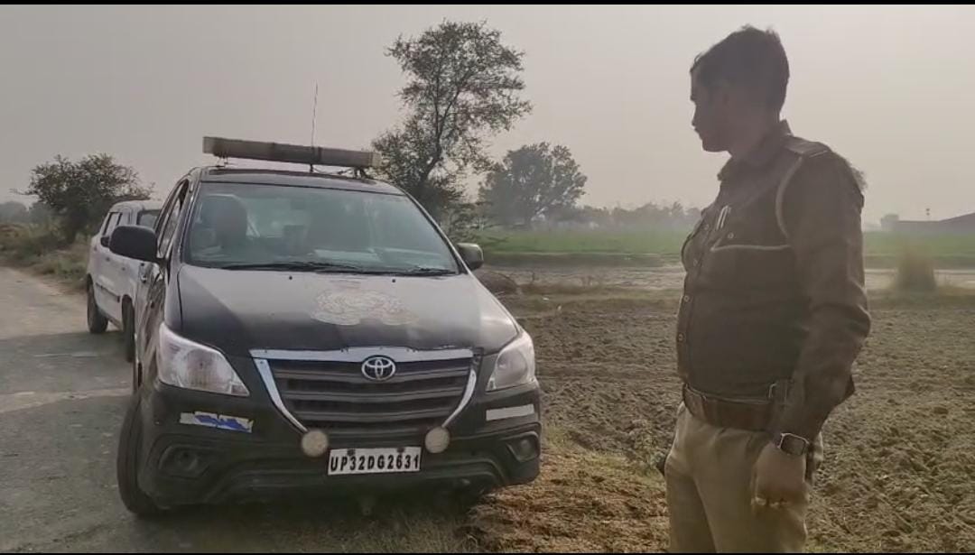 दबंगो ने किसान की ख़डी फ़सल को जोत कर किया नष्ट, किसान ने प्रसाशन से लगाई न्याय की गुहार