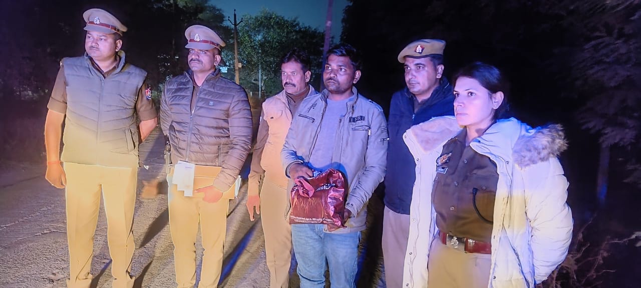 थाना मटसेना पुलिस टीम द्वारा 01 अभियुक्त को 948 ग्राम अवैध गांजा सहित किया गिरफ्तार