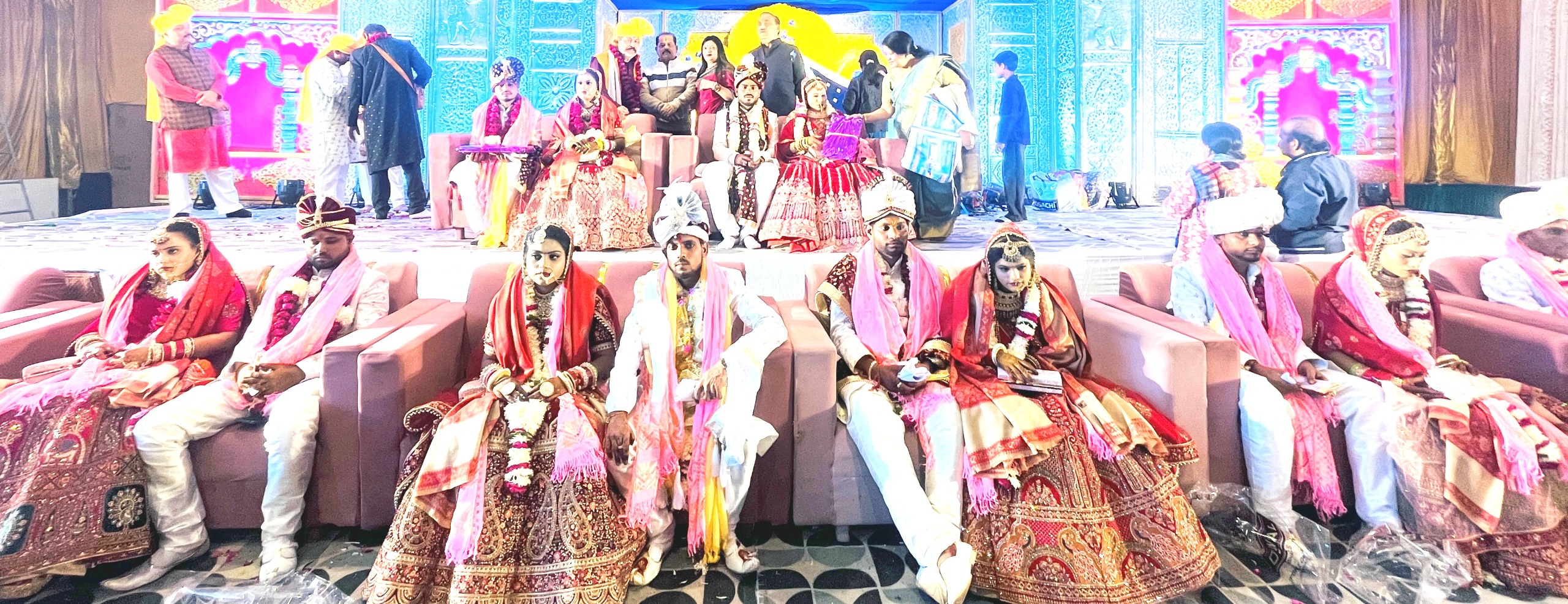 शेषनाग पर विराजे खाटूश्याम का आशीष लेकर जन्म जन्मांतर के लिए एक दूजे के हुए सात जोड़े