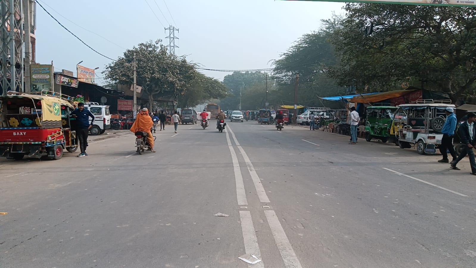 क्षेत्राधिकारी के प्रयास से गोवर्धन मथुरा रोड पर लगने वाले साप्तहिक बाजार के जाम से मिली मुक्ति