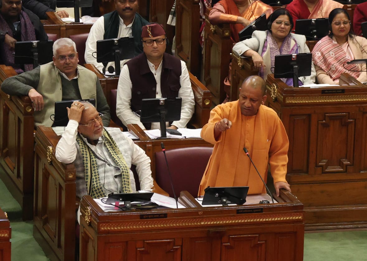 कांग्रेस के तुष्टीकरण और जिन्ना की राजनीति ने वंदे मातरम को बनाया विवाद का मुद्दा : मुख्यमंत्री योगी आदित्यनाथ