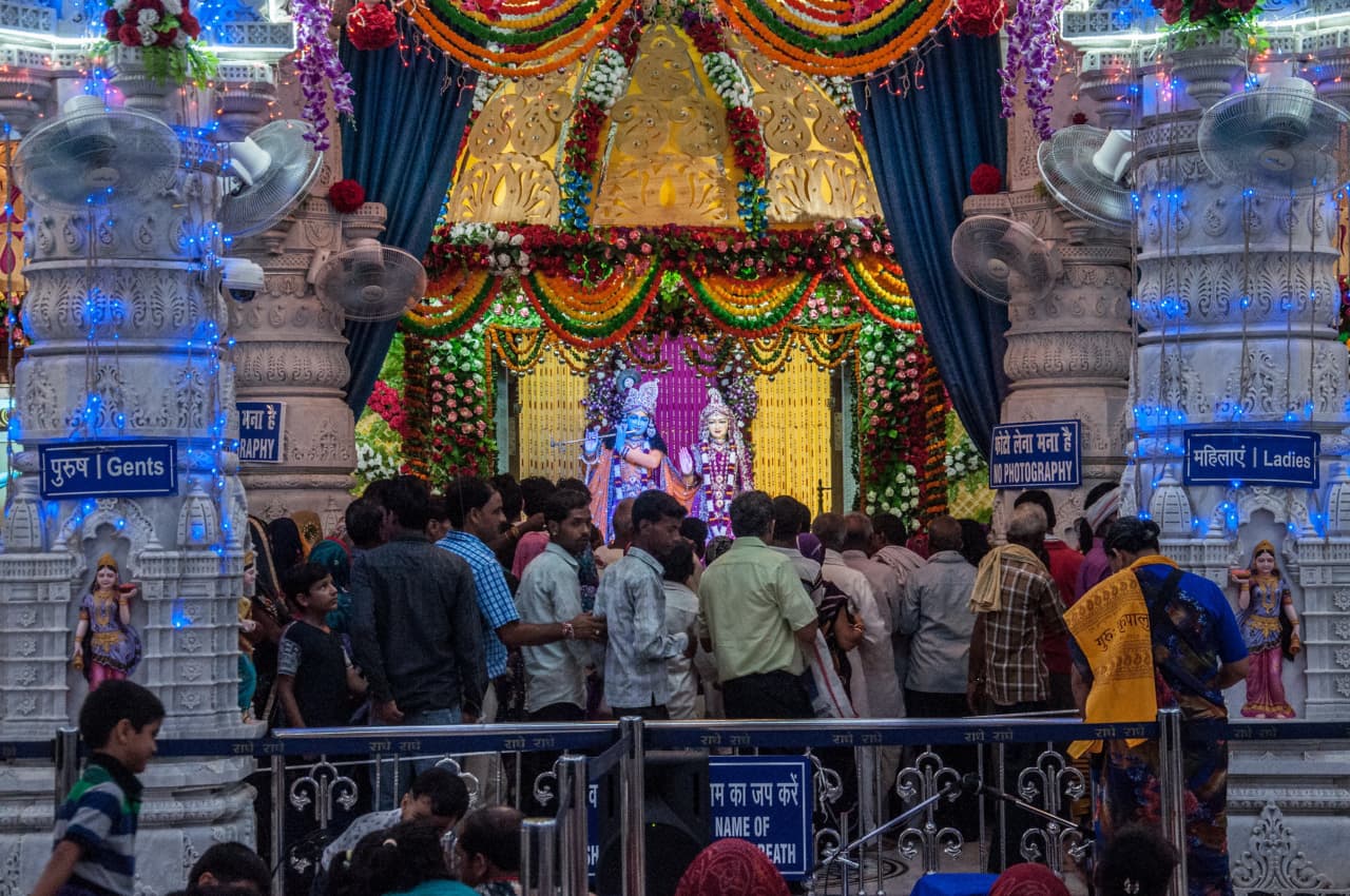 कान्हा की नगरी मथुरा सहित पूरा ब्रज क्षेत्र बना पर्यटकों की पहली पसंद, योगी सरकार की नीतियों से पर्यटकों की संख्या में आया रिकॉर्ड उछाल