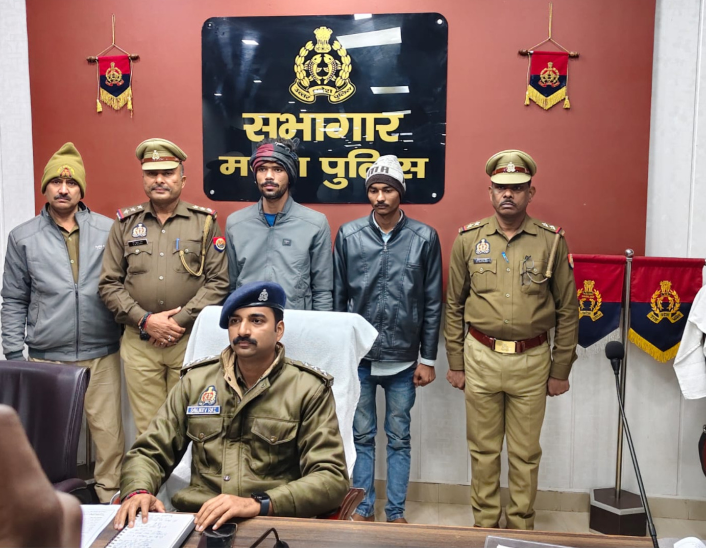 राया पुलिस द्वारा 02 शातिर चोरो को किया गिरफ्तार, कब्जे से 06 चोरी की मोटर साइकिल बरामद