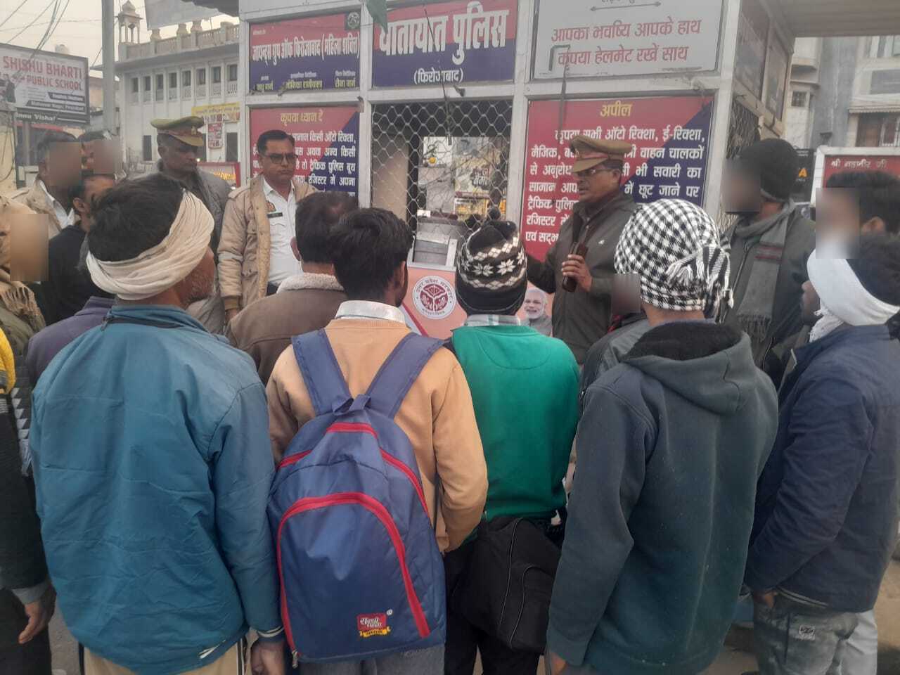 वरिष्ठ पुलिस अधीक्षक केनिर्देशन में "राष्ट्रीय सड़क सुरक्षा माह " के अन्तर्गक चलाए जा रहे विशेष अभियान