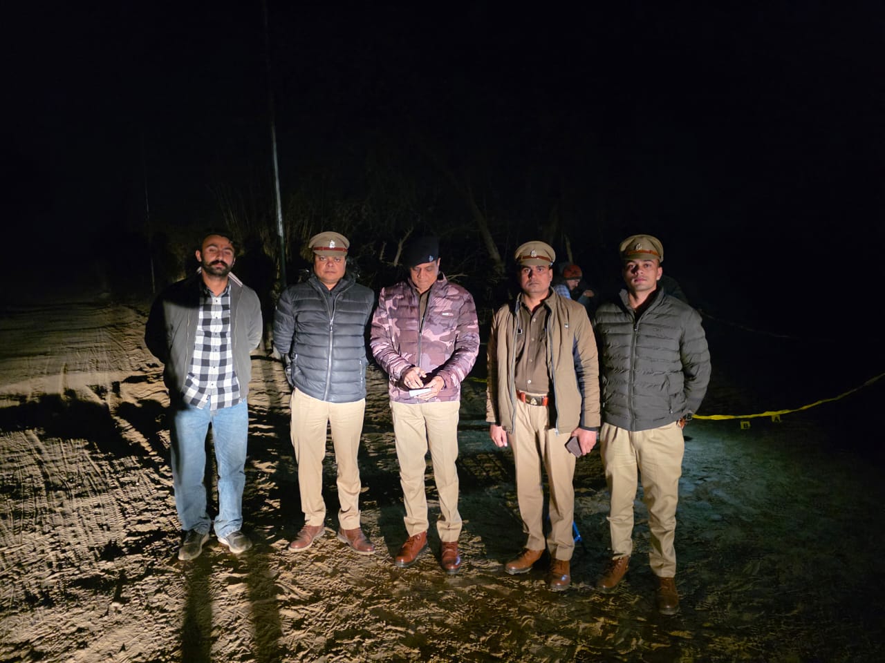 थाना रिफाईनरी क्षेत्र में महिला की हत्या कर शव खेत में फेंकने वाले सख्श को मुठभेड़ में लगी, पति ने अपने मित्र के साथ मिल कर दिया घटना को अंजाम