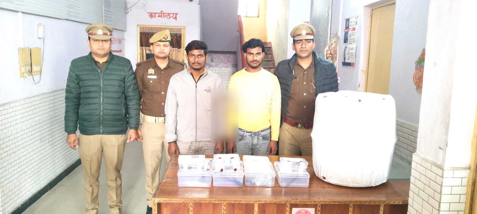 थाना रामगढ पुलिस टीम द्वारा घरों में चोरी करने वाले 02 शातिर चोर अभियुक्त 1.हसन व 2. विशाल को किया गिरफ्तार