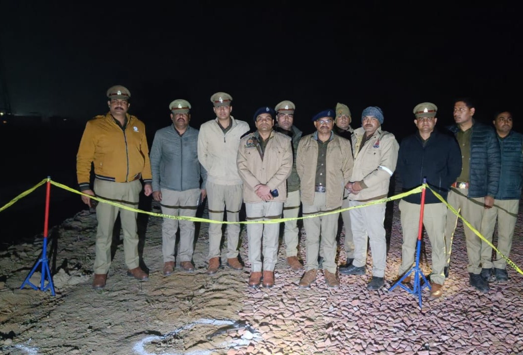 थाना टूण्डला पुलिस टीम द्वारा  02 अंतर्जनपदीय शातिर अभियुक्तों को पुलिस मुठभेड़ के दौरान किया गया गिरफ्तार