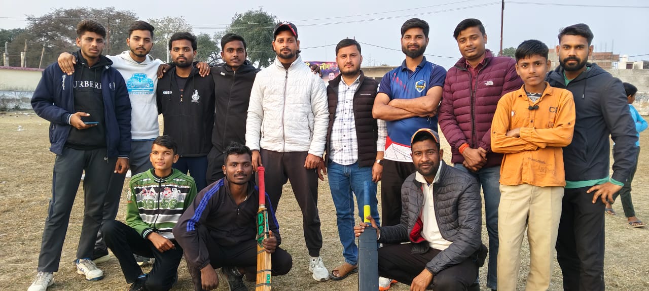 सीबू सिक्सर इलेवन की दमदार जीत, औरैया को हराकर सेमीफाइनल में पहुंची टीम