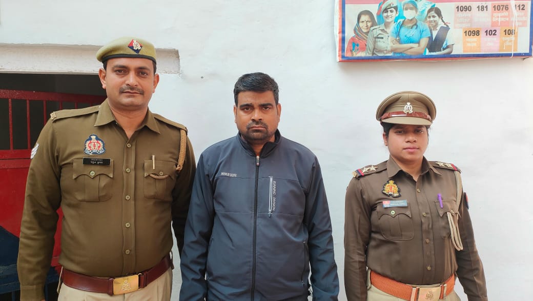 थाना रसूलपुर पुलिस टीम द्वारा वाँछित अभियुक्त इशाक मोहम्मद को किया गिरफ्तार