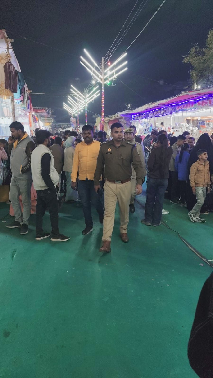 एसआरपी मैदान में लगी प्रदर्शनी का सीओ ने औचक निरीक्षण कर दिए आवश्यक निर्देश