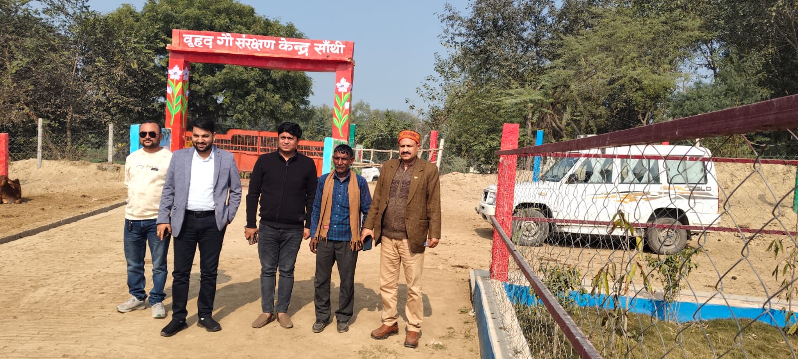 नव निर्मित गौशाला का शिलान्यास मंत्री पशुधन एवं दुग्ध विकास धर्मपाल सिंह द्वारा किया गया वर्चुअल मोड़ में लोकार्पण