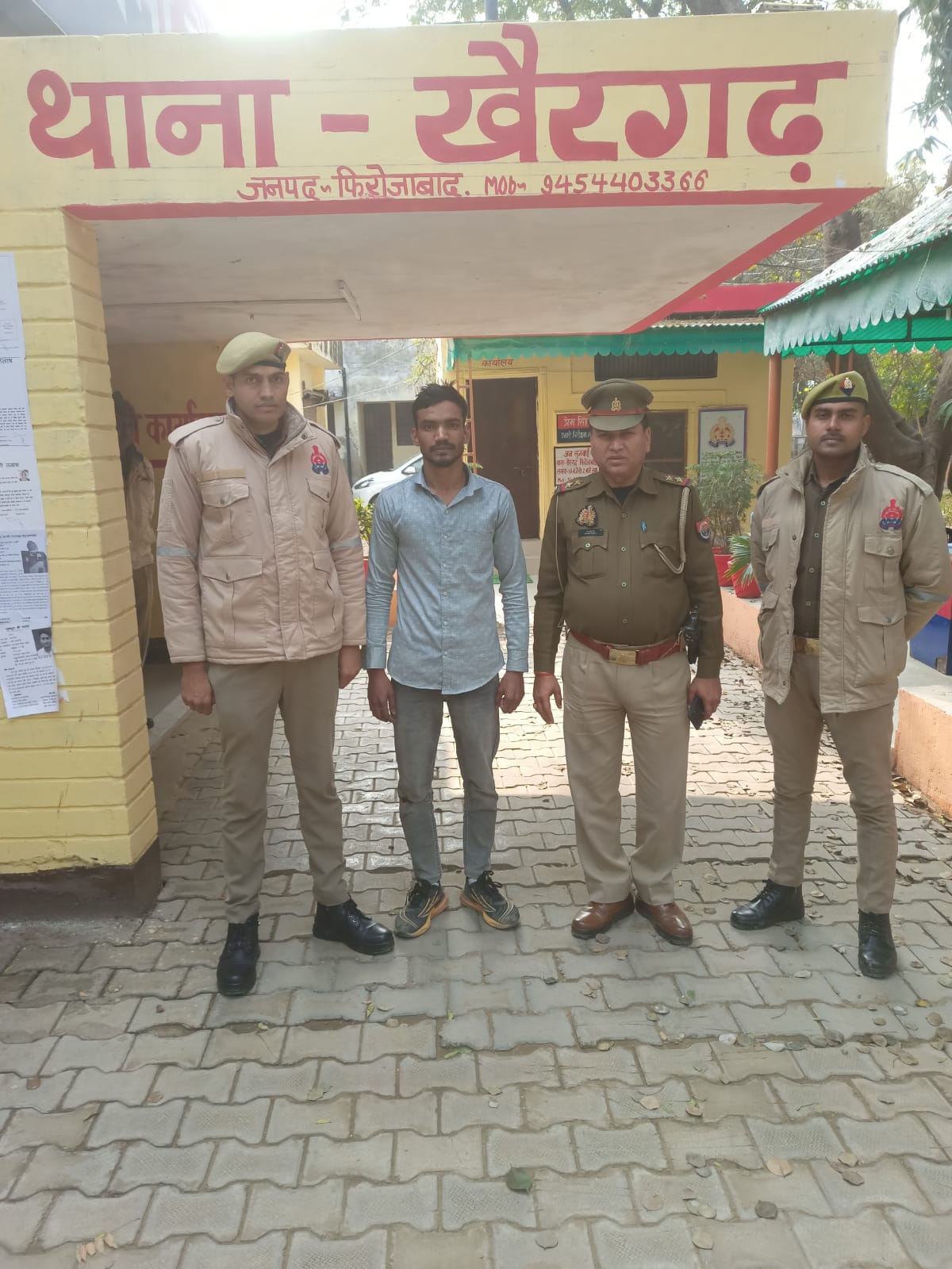 थाना खैरगढ पुलिस टीम द्वारा पॉक्सो एक्ट में वांछित अभियुक्त सलमान को किया गिरफ्तार