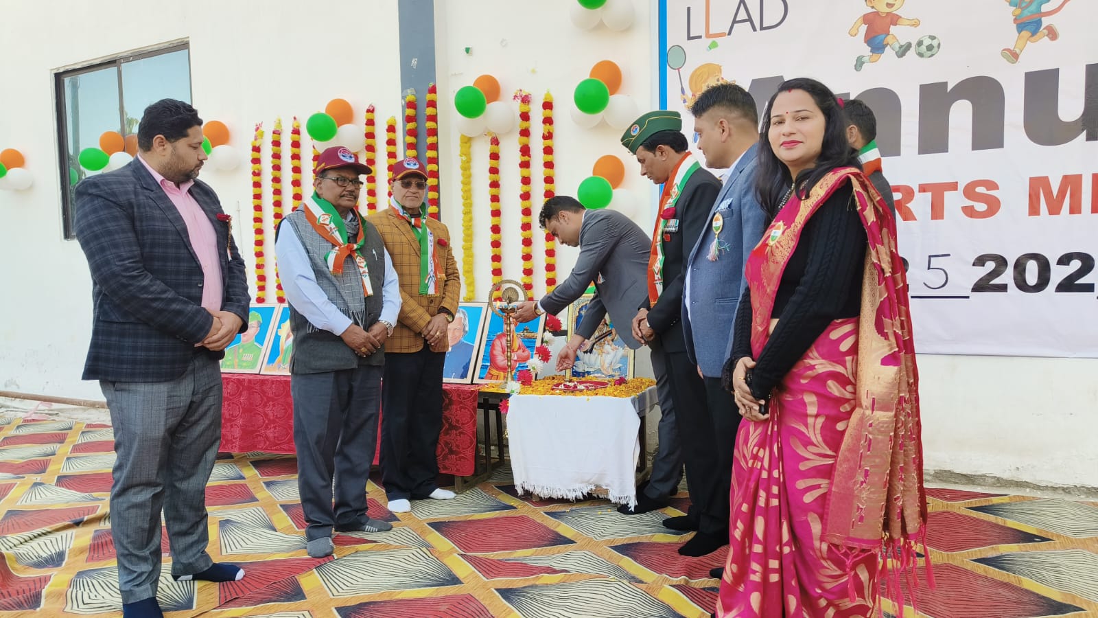 पूर्व सैनिकों ने ब्रज धाम विद्यालय में मनाया गणतंत्र दिवस