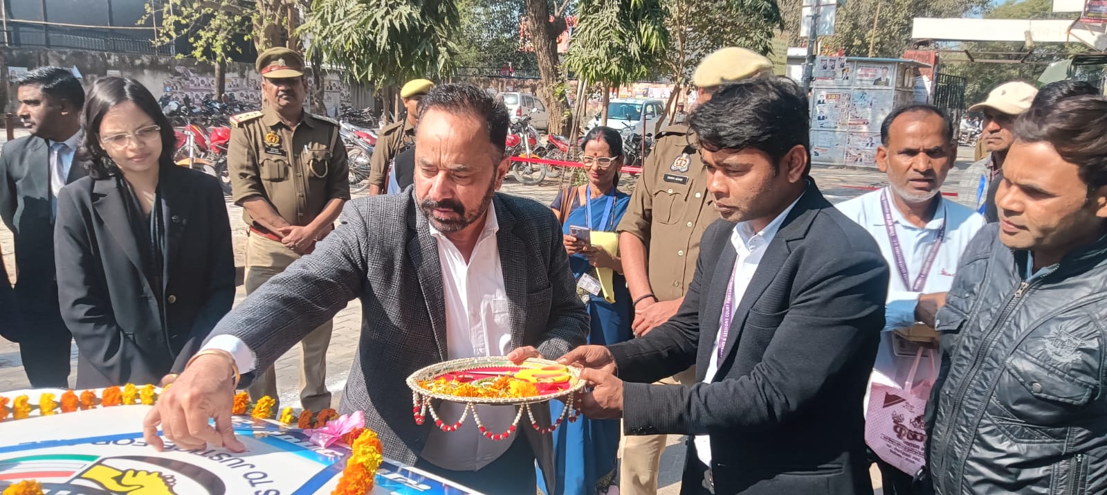 जनपद न्यायालय प्रांगण में किया जाएगा लघु विधिक सेवा शिविर का आयोजन-  डॉ. बब्बू सारंग (जनपद न्यायाधीश)