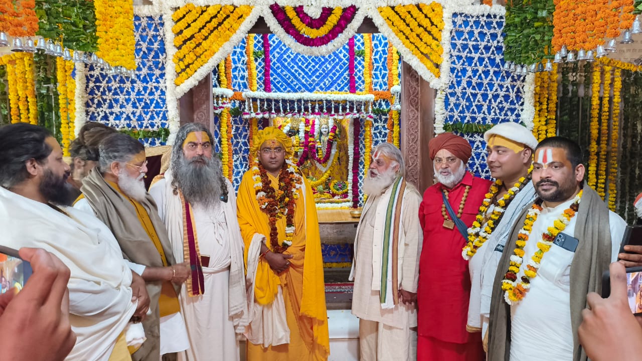 भक्तिभाव से संपन्न हुआ ठाकुर मदन मोहन जी का पाटोत्सव