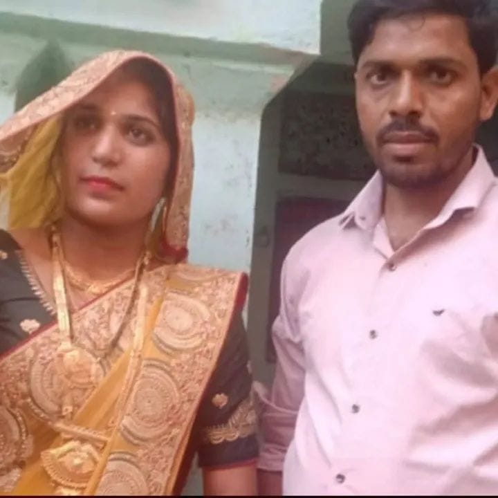 करहल में सगी चाची को भगा ले गया भतीजा, पीड़ित पति लगा रहा न्याय की गुहार