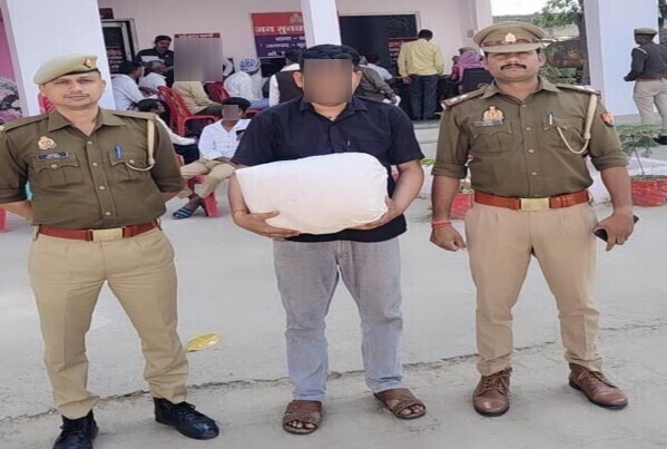 3 किग्रा अवैध गांजा कीमत करीब 50 हजार रुपये सहित 1 अभियुक्त  गिरफ्तार