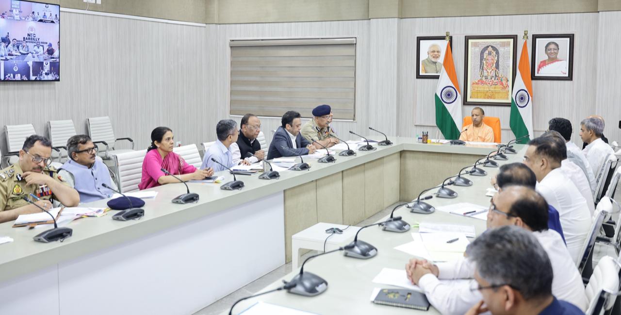 त्योहार सौहार्दपूर्ण वातावरण में संपन्न हों, समाज विरोधी गतिविधियों व नई परंपरा की अनुमति नहीं: मुख्यमंत्री