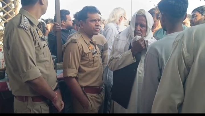 चाय विक्रेता की हत्या से सनसनी, दुकान पर सो रहे 45 वर्षीय तेजपाल का सिर कुचलकर कत्ल, पुलिस जांच में जुटी