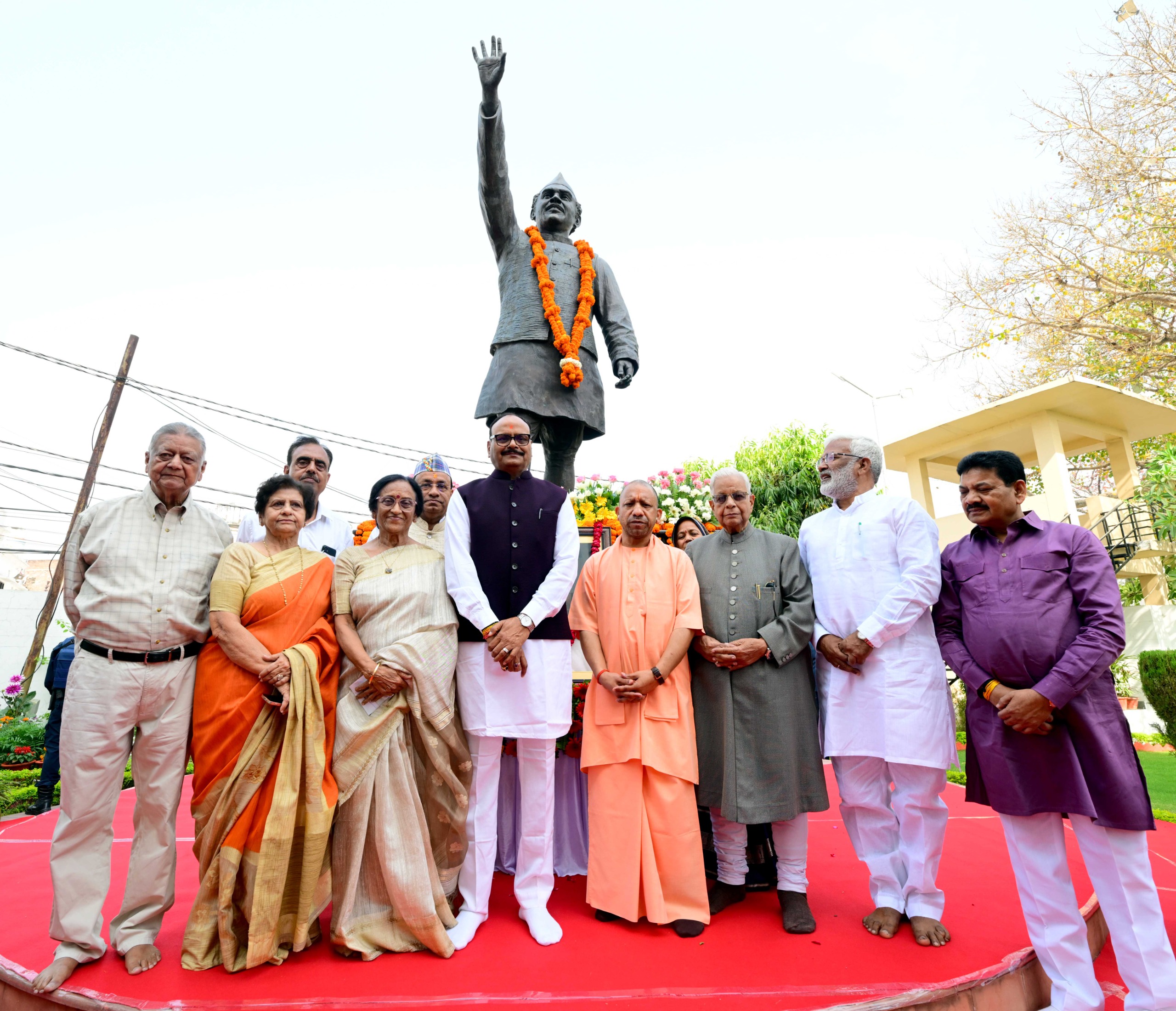 लोकप्रिय राजनेता व कुशल प्रशासक थे हेमवती नंदन बहुगुणाः सीएम योगी