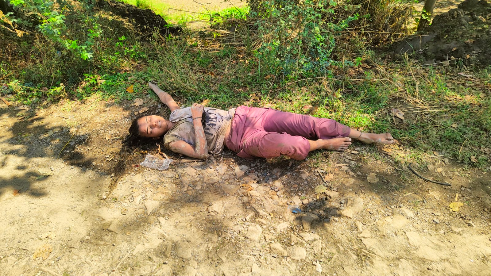 नहर पर 22 वर्षीय युवती की आज्ञात लाश मिलने से फैली सनसनी, पुलिस जाँच में जुटी