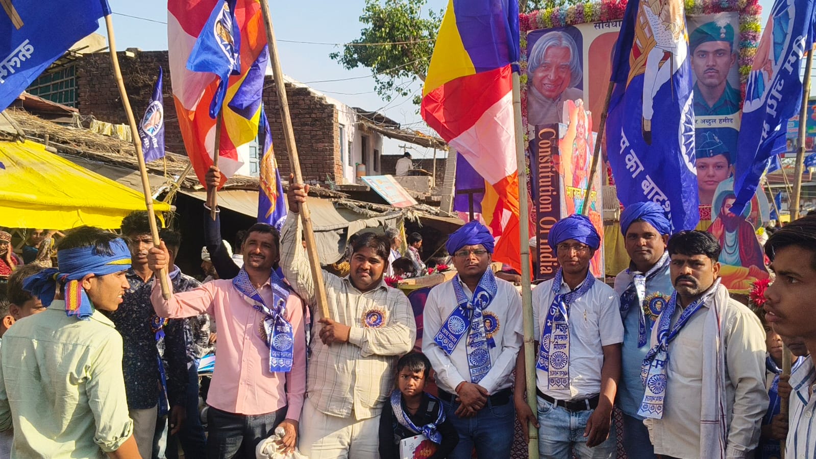अंबेडकर की 135 वीं जयंती के उपलक्ष में विशाल शोभा यात्रा का आयोजन
