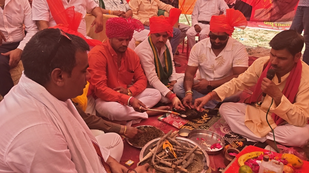 हिंदू हृदय सम्राट वीर शिरोमणि पृथ्वीराज चौहान जी की जन्म जयंती पर ग्राम बासअदोल में भव्य शोभायात्रा और सभा का आयोजन, उमड़ा जनसैलाब