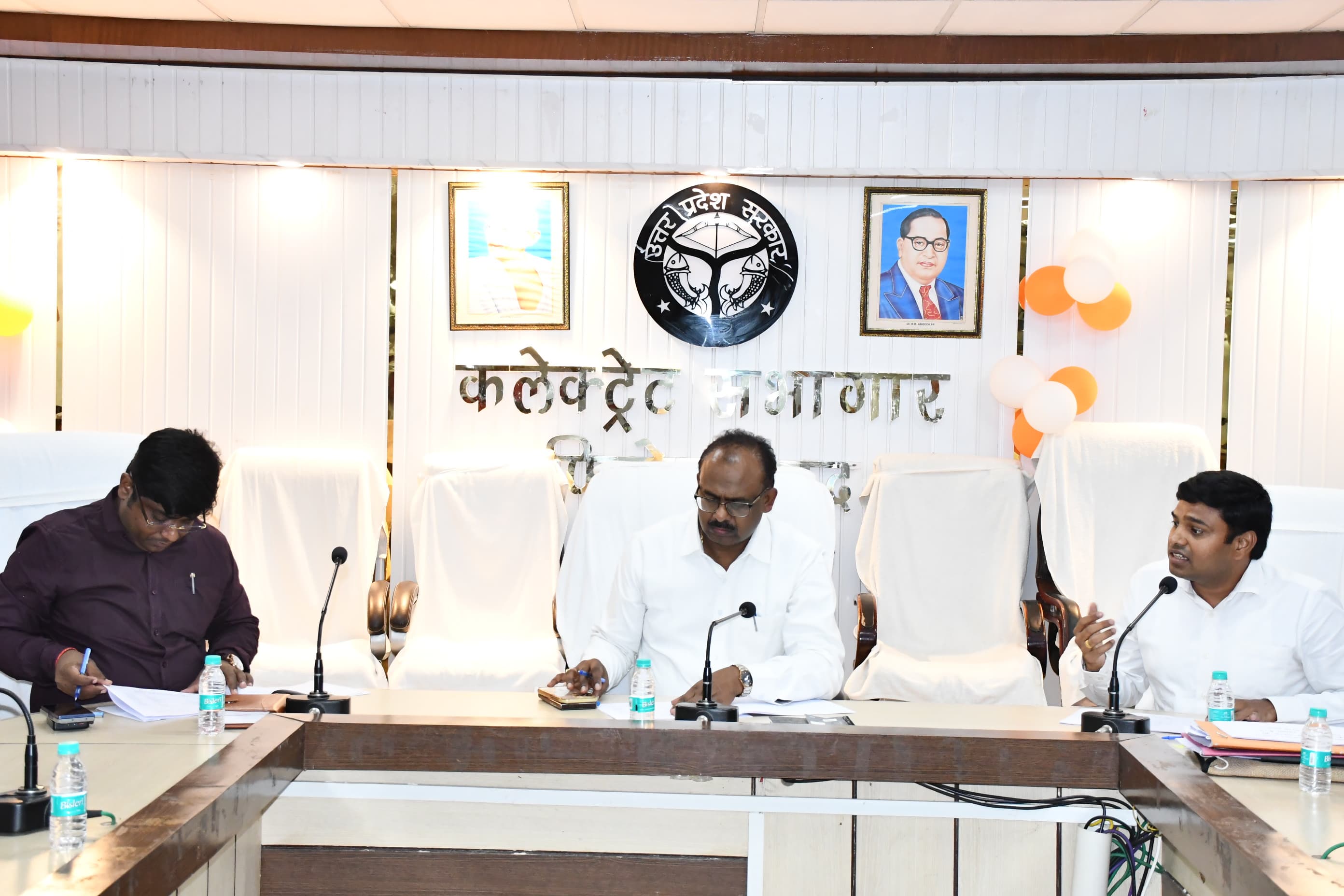 किसानों के साथ आपसी समन्वय बनाकर जिले में उर्वरक की सुचारू उपलब्धता सुनिश्चित करने तथा गैर-कृषि कार्यों में दुरुपयोग रोकने के दिए कड़े निर्देश।